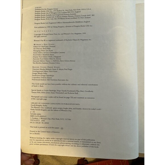 The Women’s Day Cookbook Great Recipes, Bright Ideas, and Healthy Choices for... - Picture 7 of 9